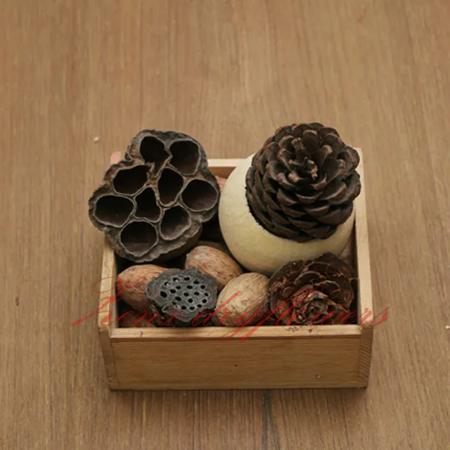 Exotic-Arragements-wooden-box-Lotus-Amra-Pine