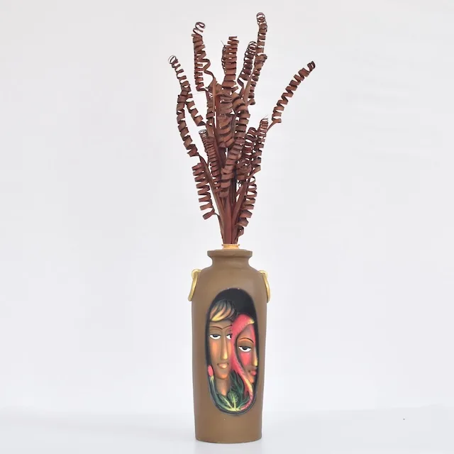 Palm-Strings-Brown-Vase-Filler